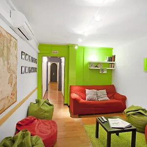 Diagonal House Ostello