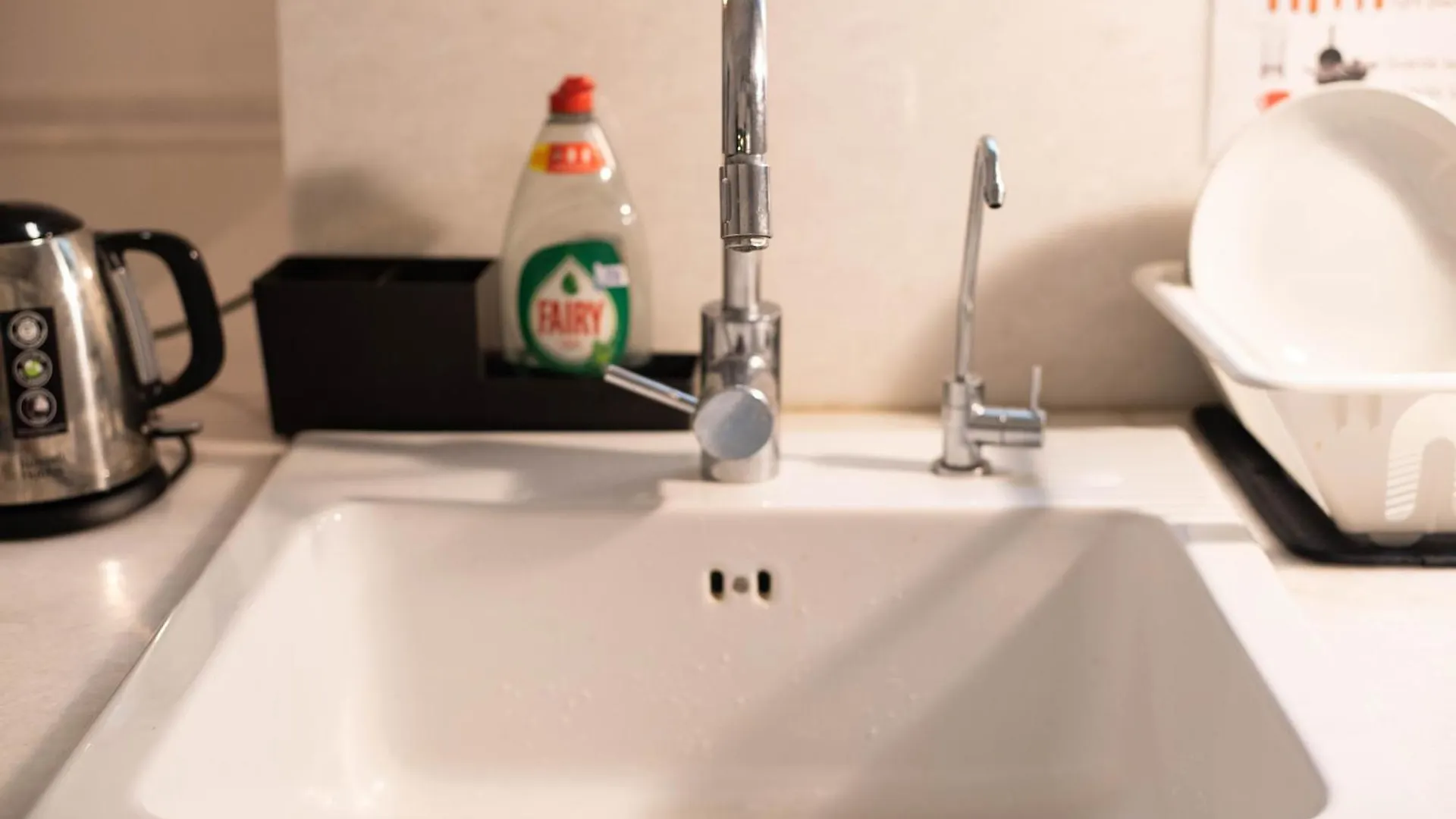 Girona II Hostel Barcelona